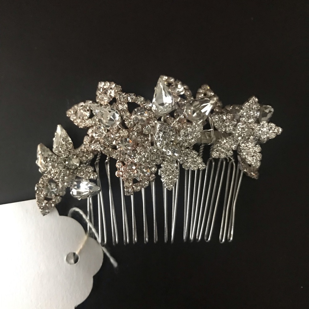 NWT Richard Designs rose 🌹 gold crystal hair comb